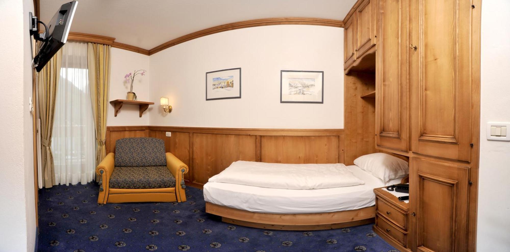 Hotel Europa Dolomites Selva di Val Gardena Esterno foto